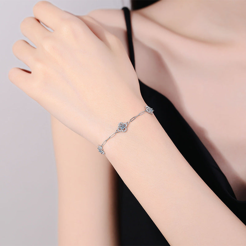 [Favorite]TRIPLE-CLOVER MOISSANITE BRACELET