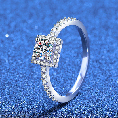 [Favorite]DAINTY SUGAR-CUBE MOISSANITE RING