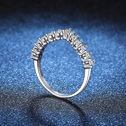 [Favorite]ELEGANT V-SHAPED CHEVRON MOISSANITE RING