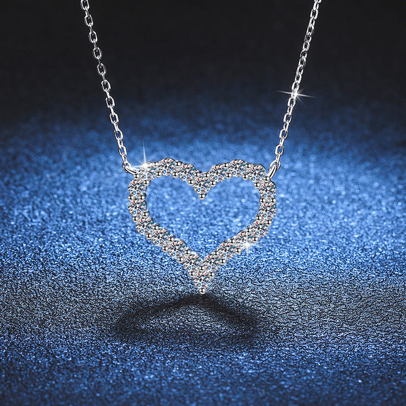 [Favorite]ROMANTIC HEART MOISSANITE PENDANT NECKLACE
