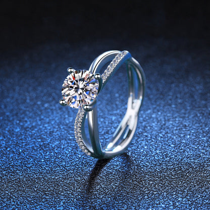 [Favorite]ELEGANT 4-PRONG CROSSOVER MOISSANITE ENGAGEMENT RING