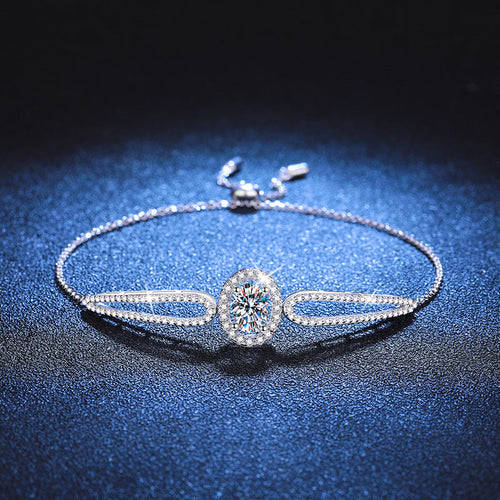 [Favorite]"PIGEON'S EGG" TEARDROP MOISSANITE BRACELET