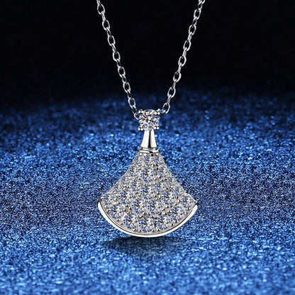 [Favorite]ELEGANT FAN-SHAPED MOISSANITE PENDANT NECKLACE