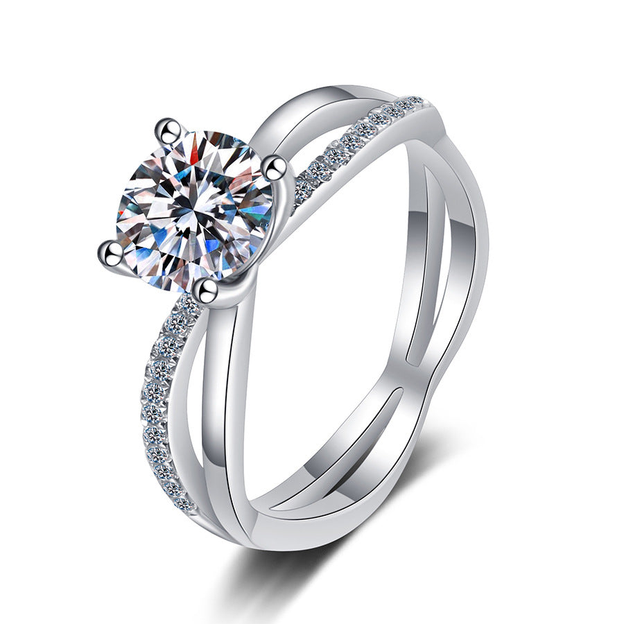 [Favorite]ELEGANT 4-PRONG CROSSOVER MOISSANITE ENGAGEMENT RING