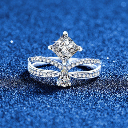[Favorite]ELEGANT DOUBLE-TWISTED MOISSANITE RING