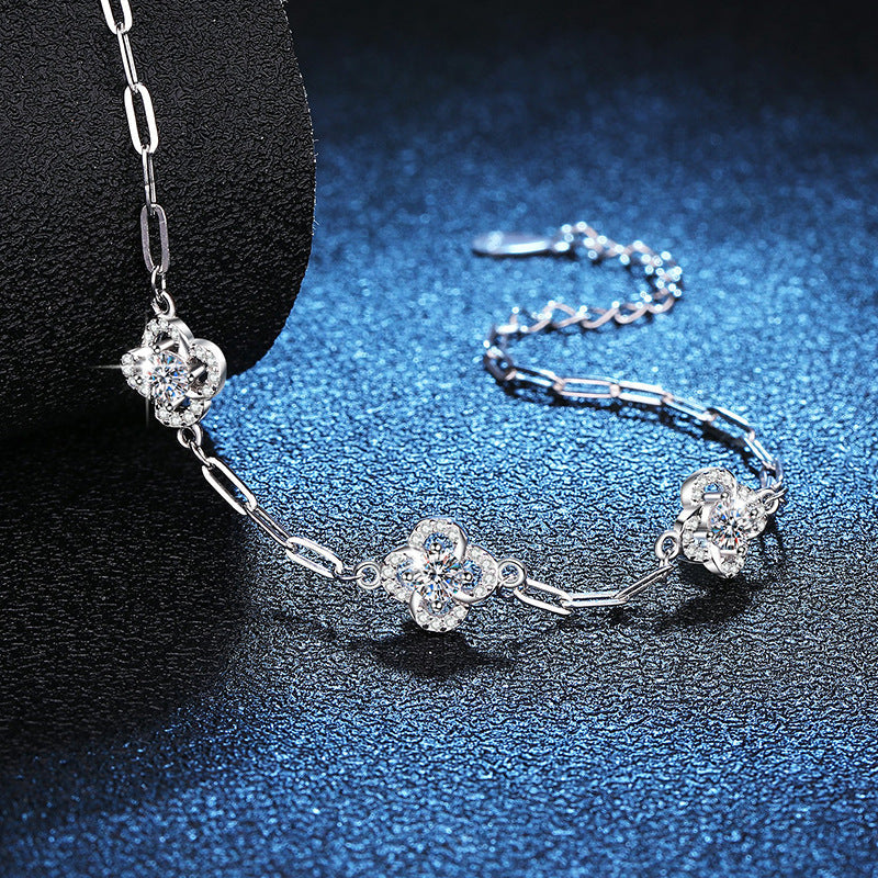 [Favorite]TRIPLE-CLOVER MOISSANITE BRACELET