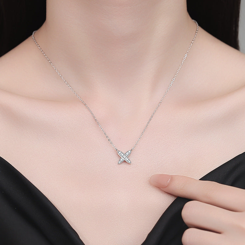 [Favorite]MODERN X-SHAPE PAVÉ MOISSANITE NECKLACE