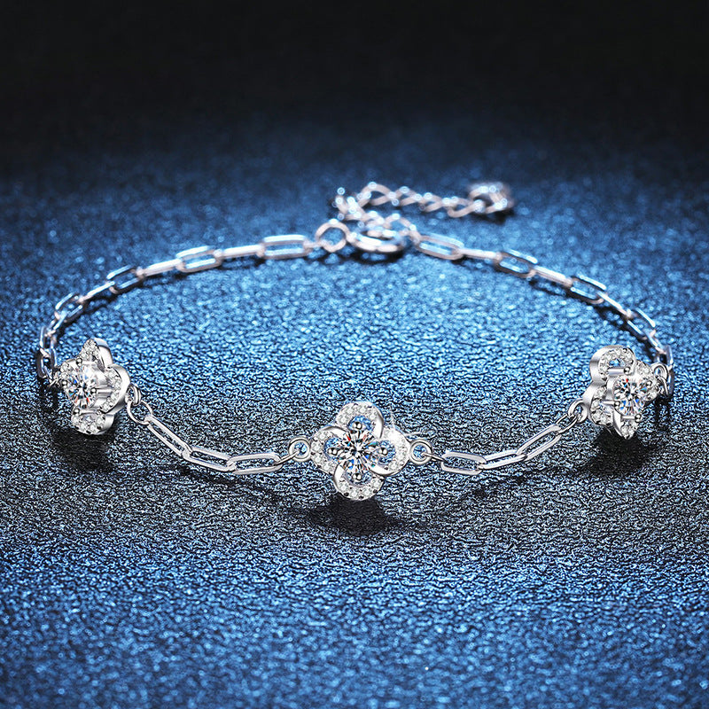 [Favorite]TRIPLE-CLOVER MOISSANITE BRACELET