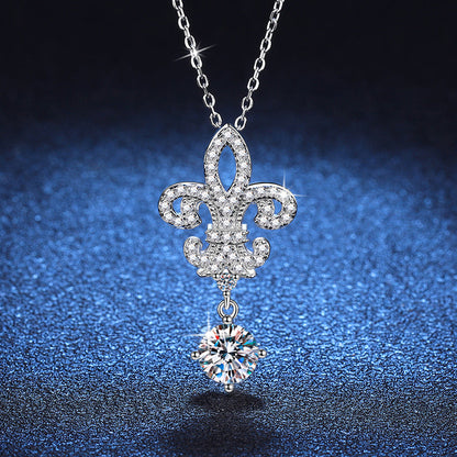 [Favorite]ROYAL FLEUR-DE-LIS MOISSANITE PENDANT NECKLACE