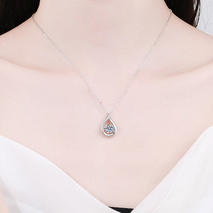 [Favorite]DANCING WATER DROP MOISSANITE NECKLACE