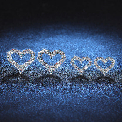 [Favorite]SPARKLING HEART-SHAPED MOISSANITE STUD EARRINGS