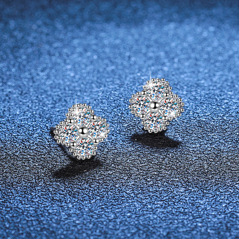 [Favorite]ELEGANT FOUR-LEAF CLOVER MOISSANITE STUD EARRINGS