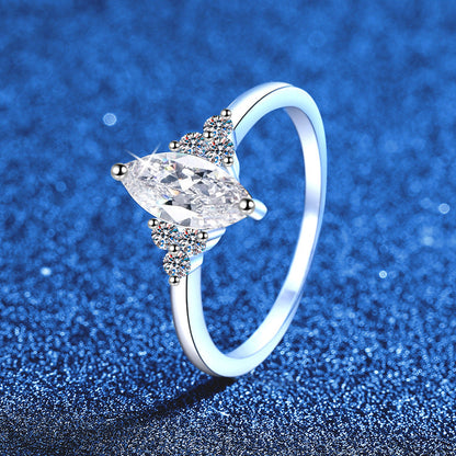 [Favorite]ELEGANT MARQUISE CUT MOISSANITE RING WITH SIDE ACCENTS