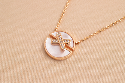 [Favorite]JEUX DE ROSE GOLD DIAMOND NECKLACE
