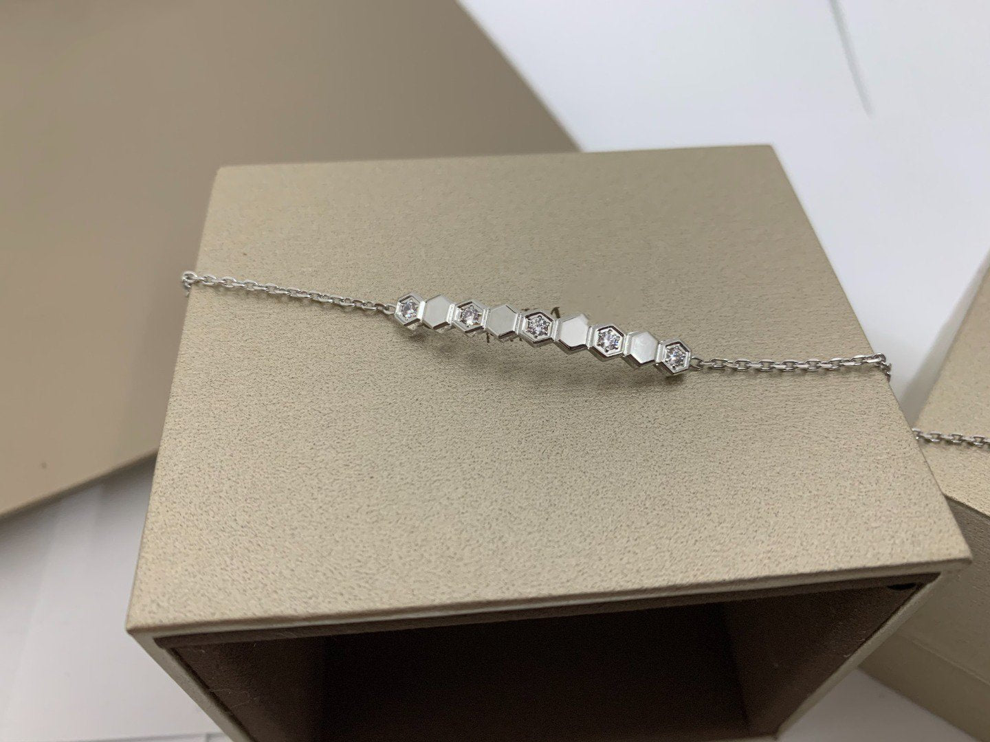 [Favorit]BEE LOVE ARMREIF DIAMANT