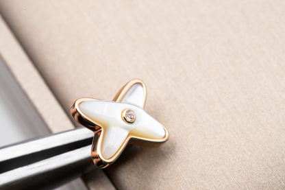 [Favorite]JEUX DE WHITE MOP ROSE GOLD DIAMOND EARRINGS
