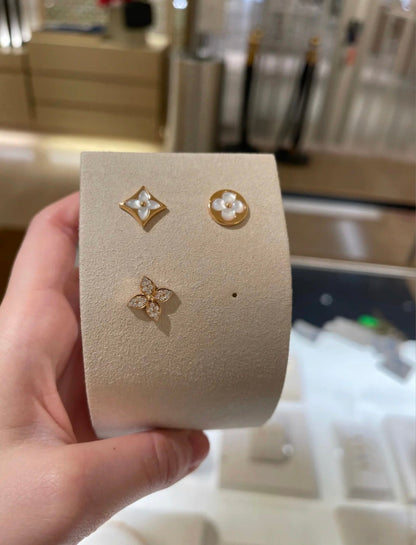 [Favorite]STAR BLOSSOM STUD EARRINGS ROSE GOLD DIAMONDS
