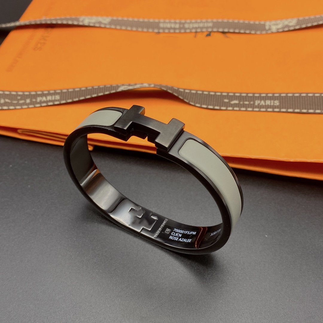 [Favorit]CLIC HM SO SCHWARZ GRAUES ARMBAND