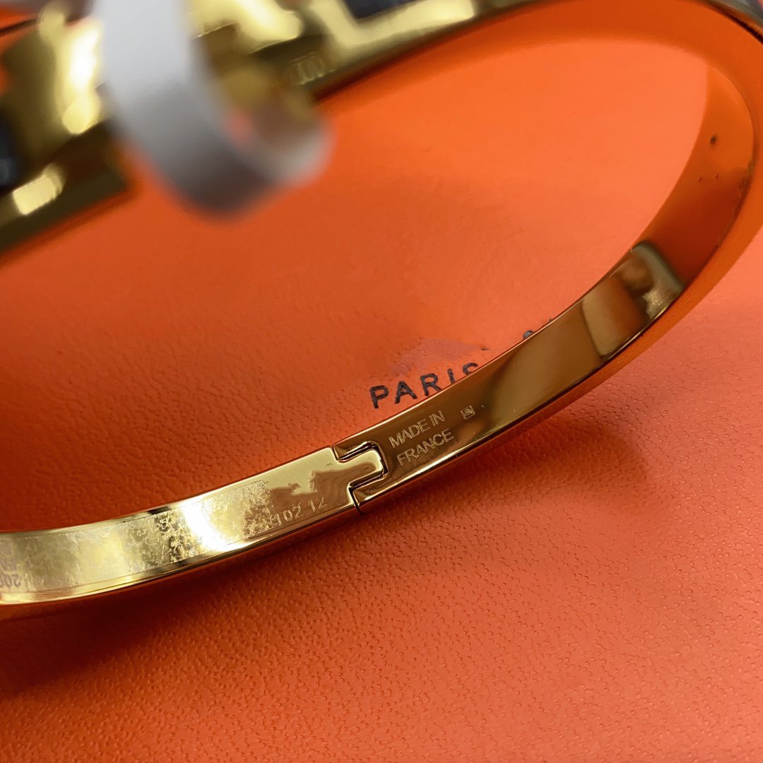 [Favorite]CLASSIC HM CLIC BLACK 8MM ENAMEL BRACELET
