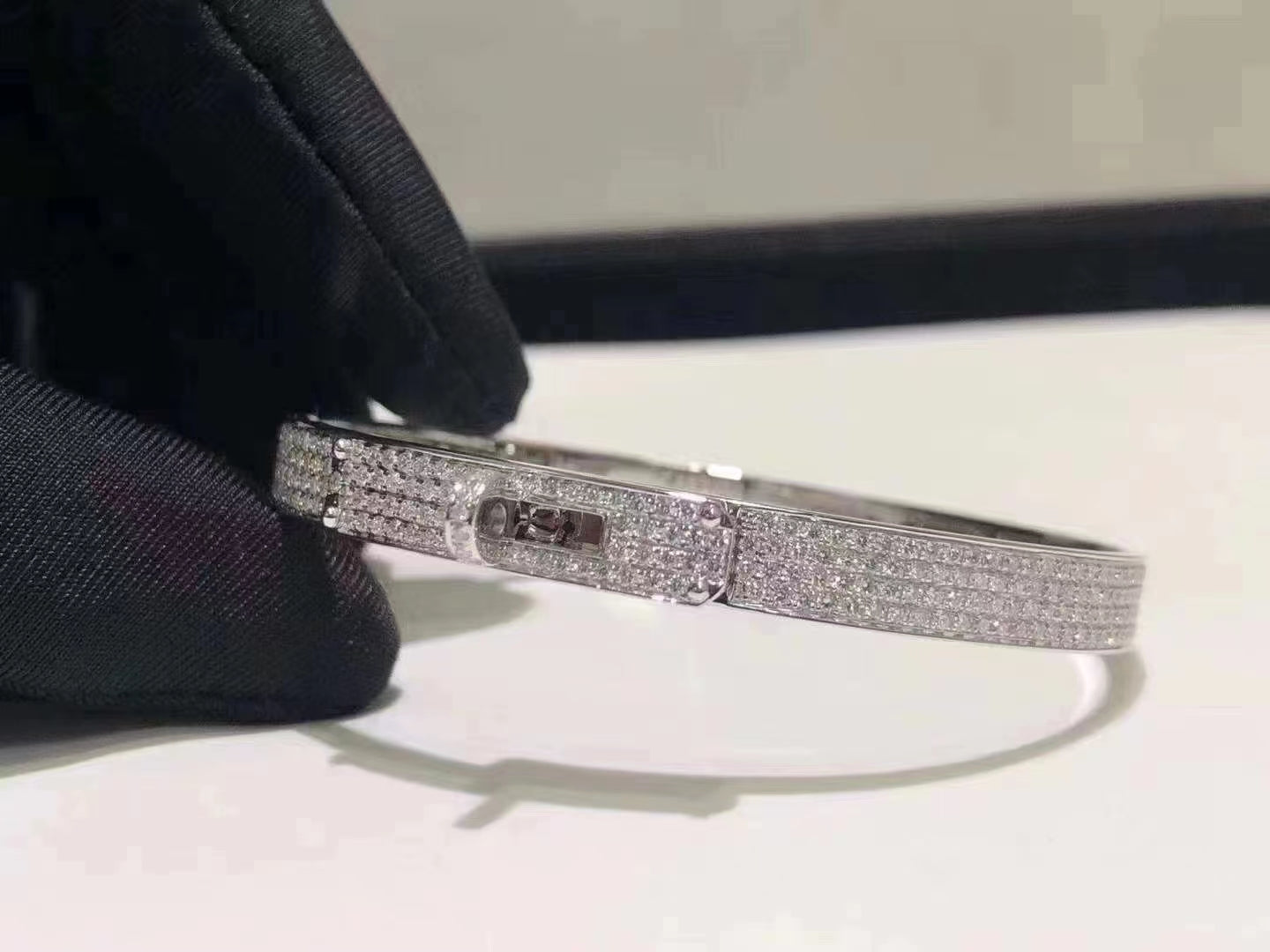 [Favorite]HM KELLY BRACELET IN SILVER AND FULL PAVE DIAMOND