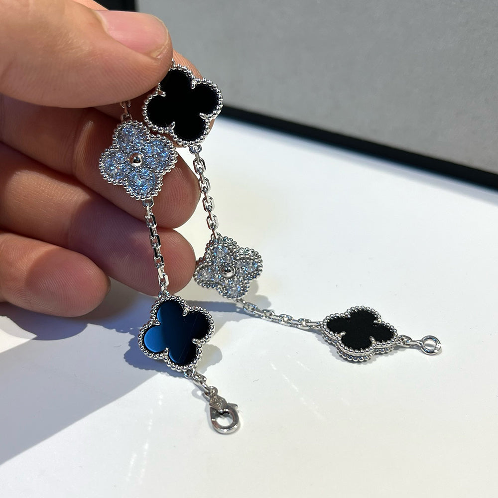 [Favorite]LUCKY CLOVER 5-MOTIF BRACELET - BLACK OXNY COLLECTION