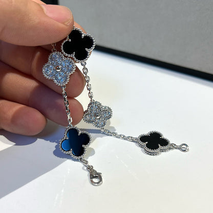 [Favorite]LUCKY CLOVER 5-MOTIF BRACELET - BLACK OXNY COLLECTION