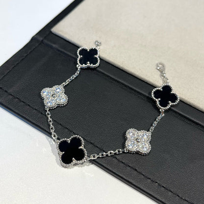 [Favorite]LUCKY CLOVER 5-MOTIF BRACELET - BLACK OXNY COLLECTION