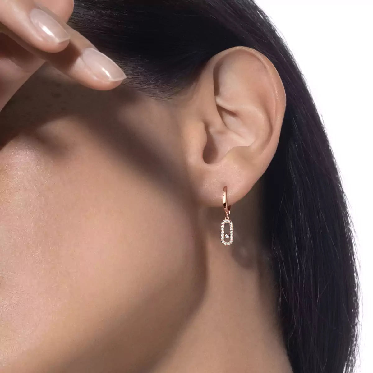 [Favorite]MOVE UNO SINGLE DIAMOND HOOP EARRINGS