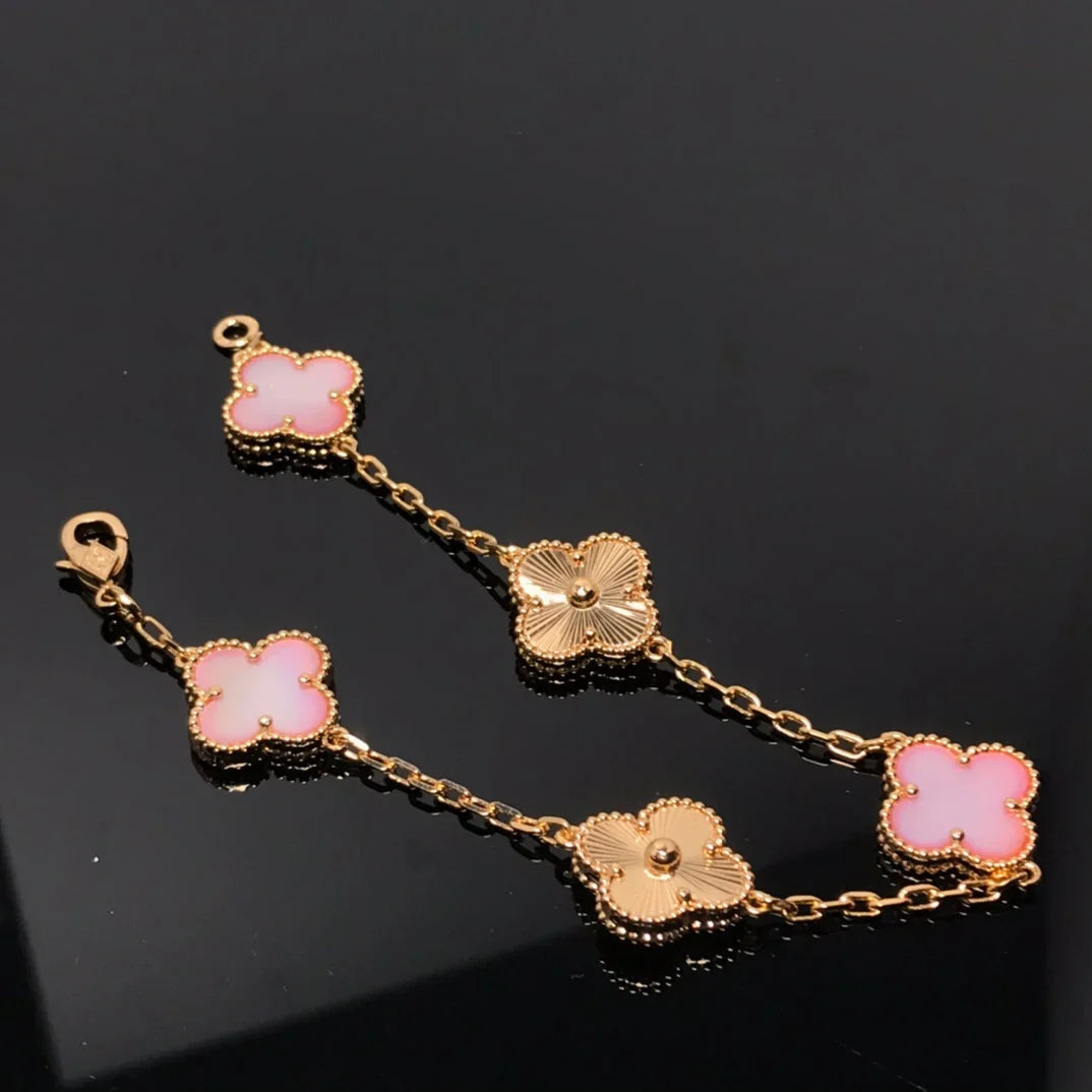 [Favorite]LUCKY CLOVER 5-MOTIF BRACELET - PINK MOTHER-OF-PEARL COLLECTION