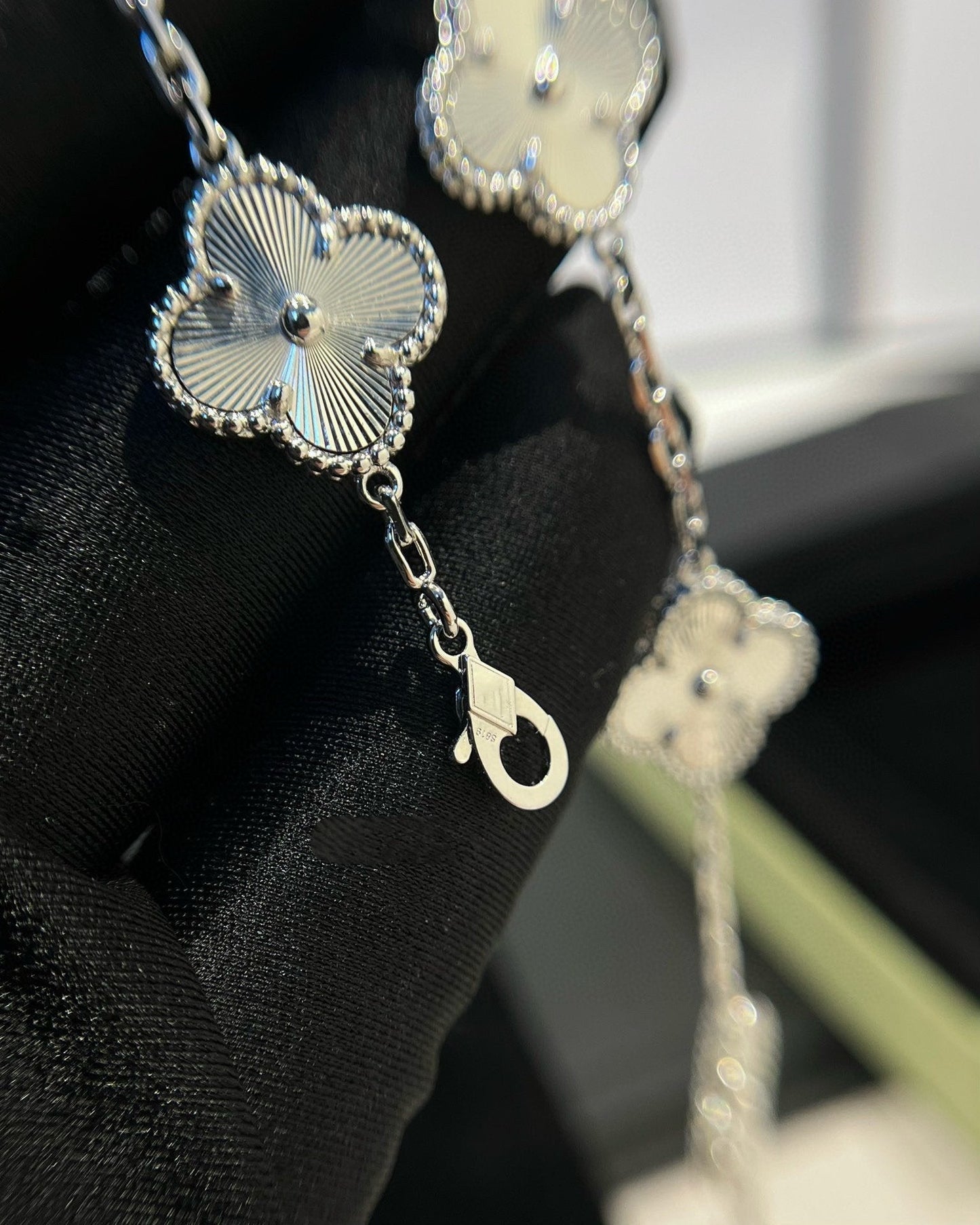 [Favorite]LUCKY CLOVER 5-MOTIF BRACELET - LASER COLLECTION